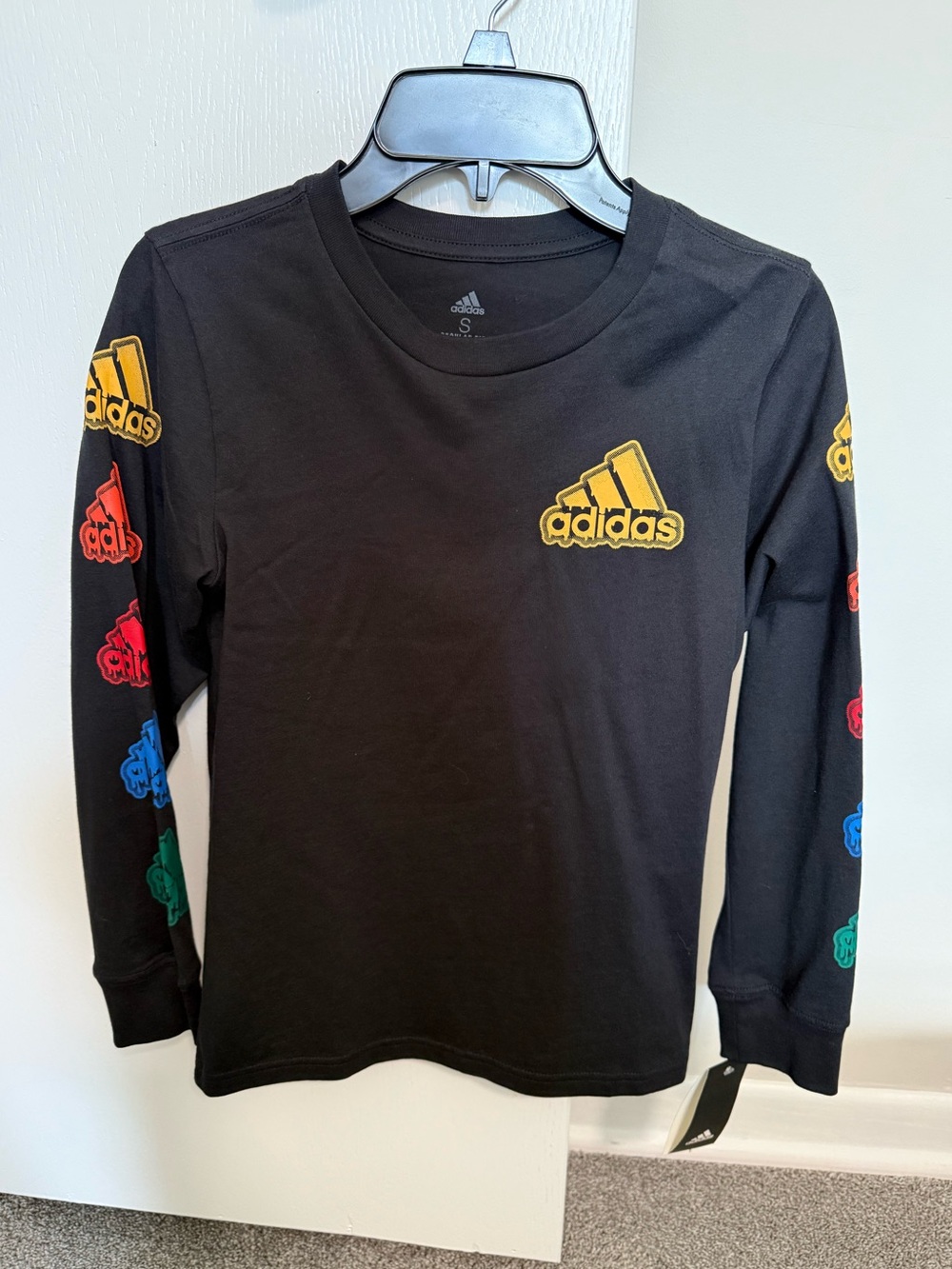 Adidas Boys Youth long sleeve graphic tshirt size small NWT